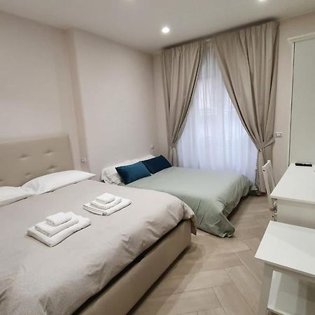 Dimora Costantino Bed & Breakfast Napoli Eksteriør bilde