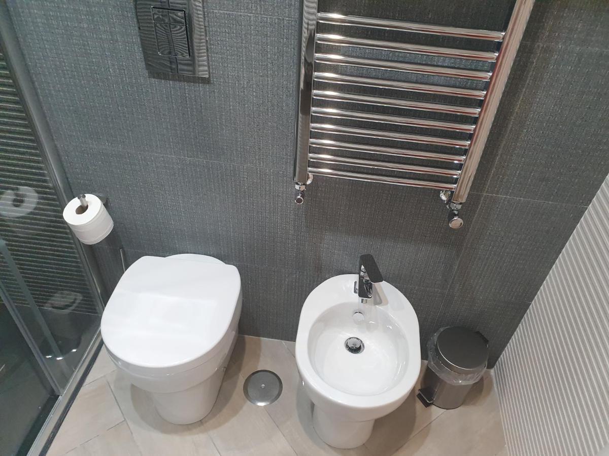 Dimora Costantino Bed & Breakfast Napoli Eksteriør bilde