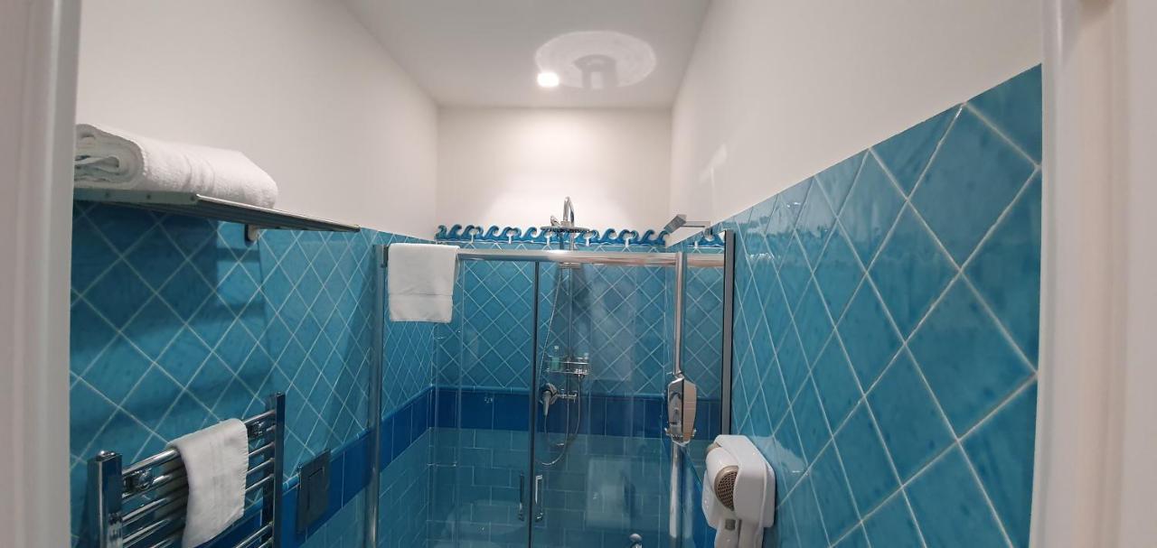 Dimora Costantino Bed & Breakfast Napoli Eksteriør bilde