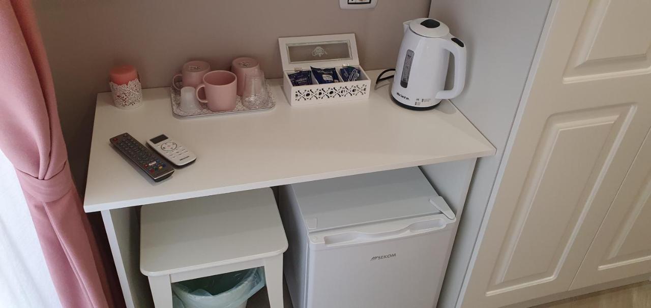 Dimora Costantino Bed & Breakfast Napoli Eksteriør bilde