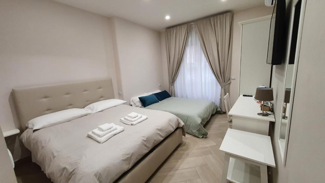 Dimora Costantino Bed & Breakfast Napoli Eksteriør bilde