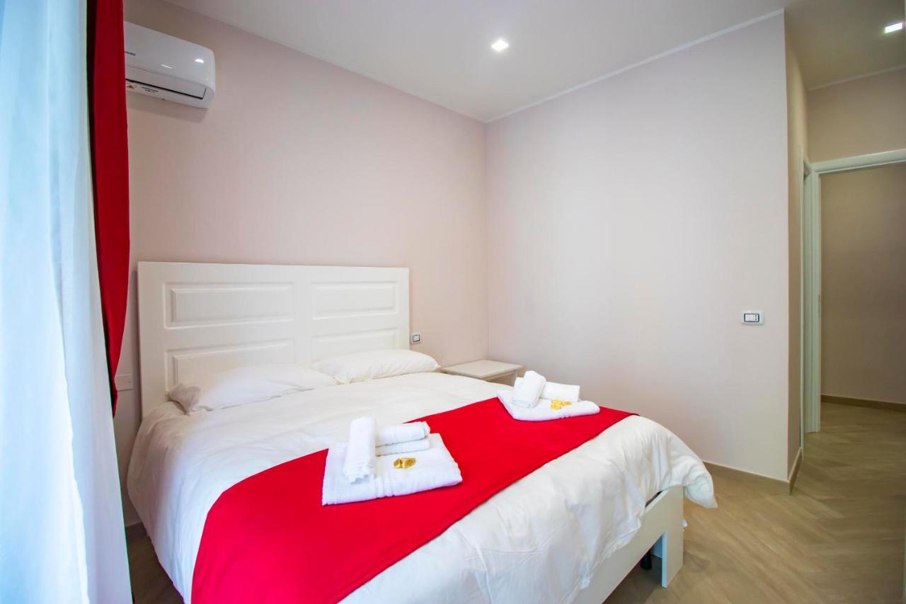 Dimora Costantino Bed & Breakfast Napoli Eksteriør bilde