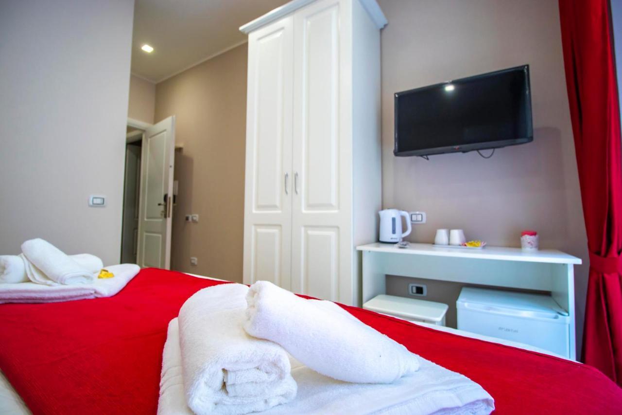 Dimora Costantino Bed & Breakfast Napoli Eksteriør bilde