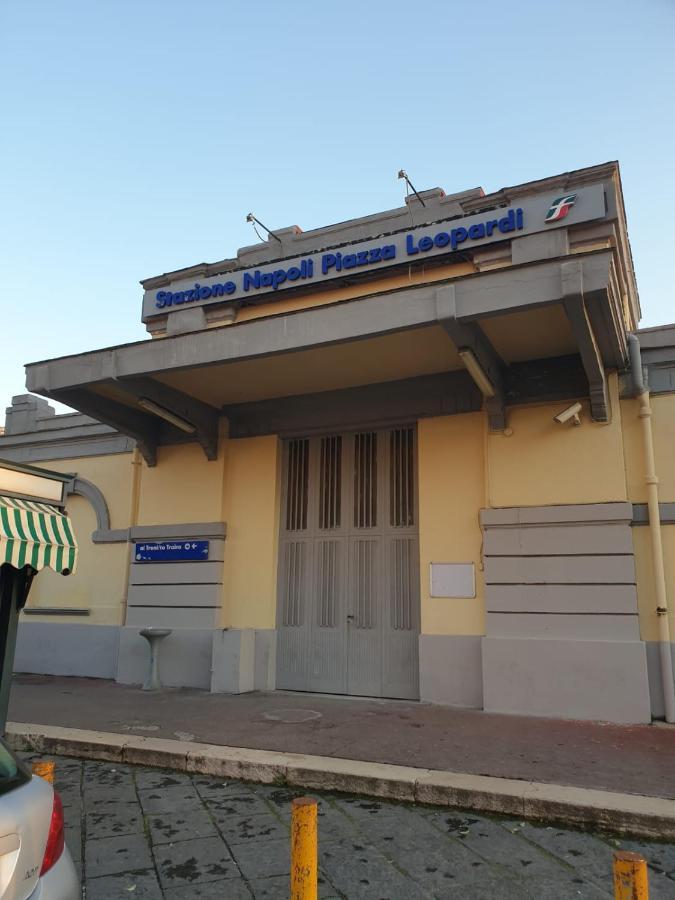 Dimora Costantino Bed & Breakfast Napoli Eksteriør bilde